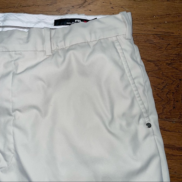 Ralph Lauren RLX Flat Front 100% Polyester Beige Golf Shorts Men’s 36 (Actual 38 - Picture 2 of 7